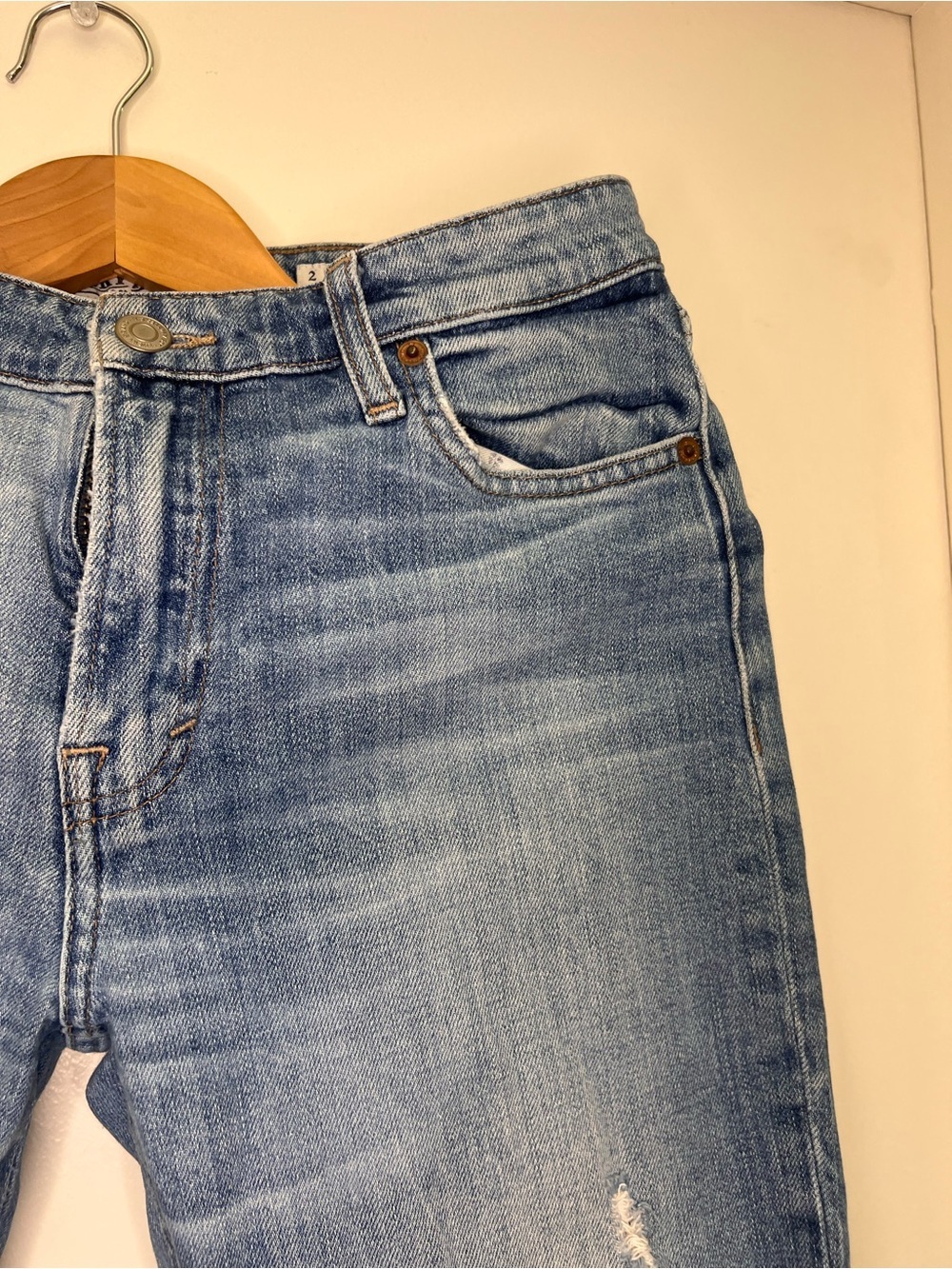 Lucky Brand Sienna Slim Boyfriend Jeans Candiani Denim Raw Hem Light Wash - Picture 4 of 11